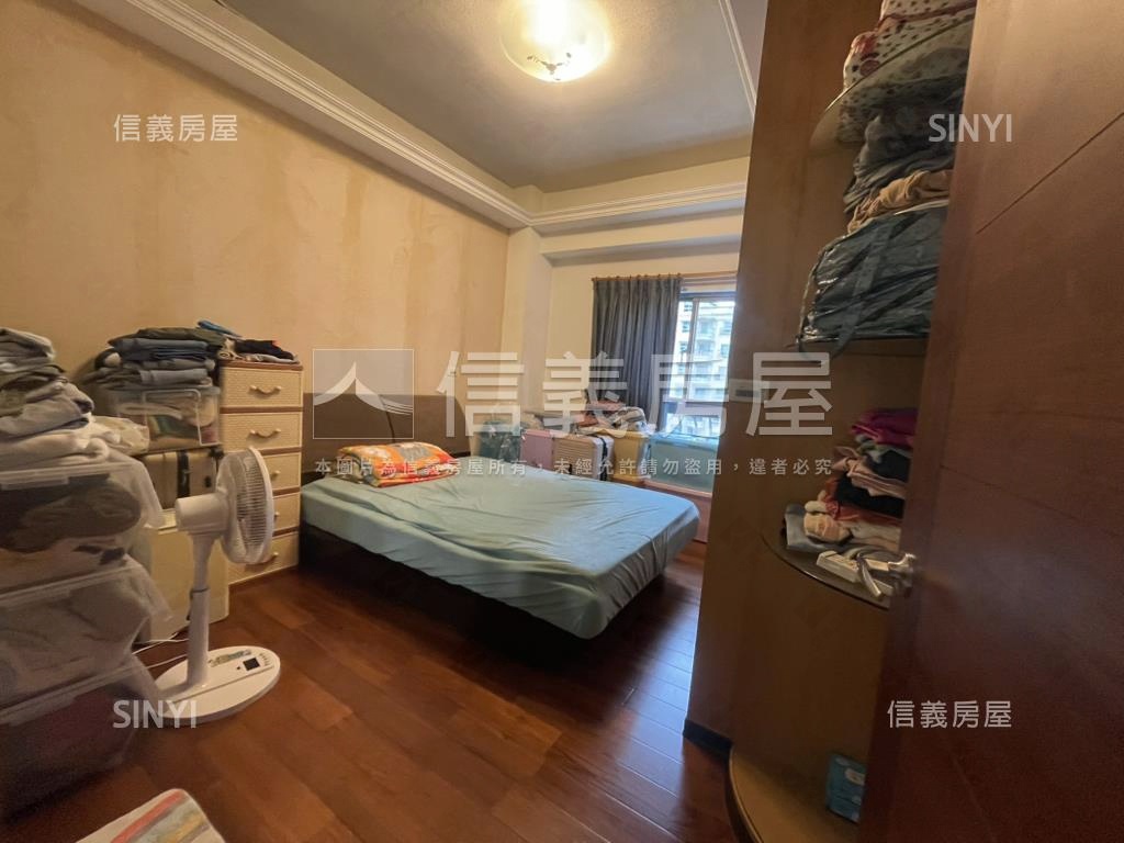 香緹花園大三房有車位房屋室內格局與周邊環境