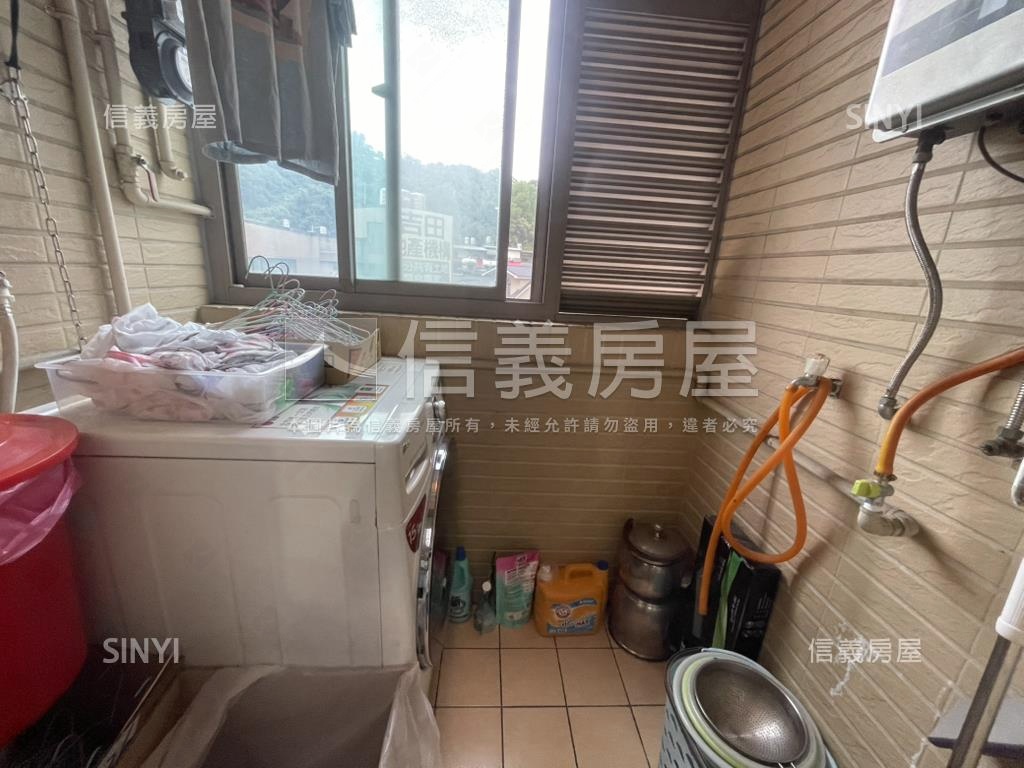 香緹花園大三房有車位房屋室內格局與周邊環境