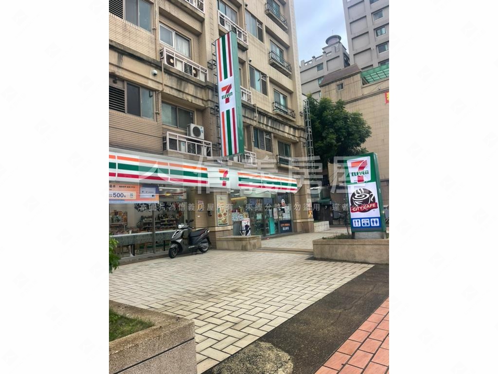 香緹花園大三房有車位房屋室內格局與周邊環境