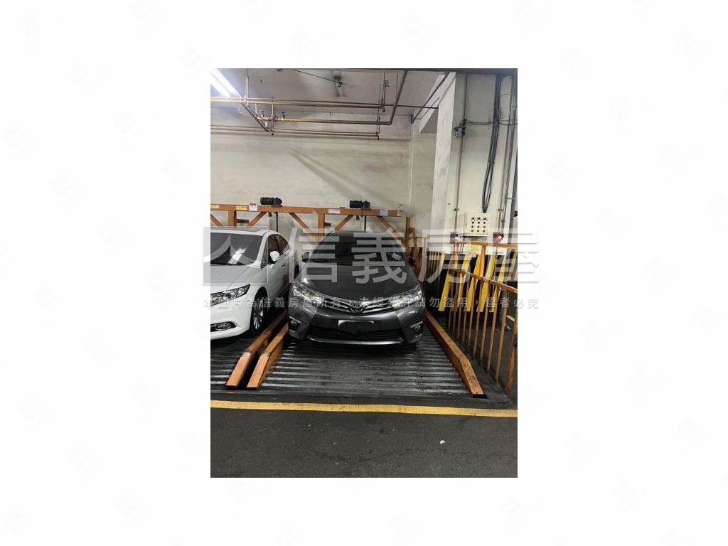 大俊國機下車位房屋室內格局與周邊環境