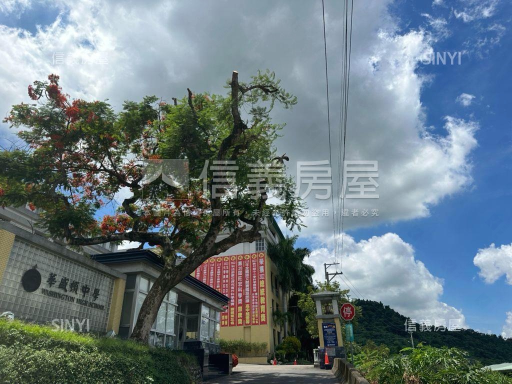近華盛頓中學邊間庭院別墅房屋室內格局與周邊環境