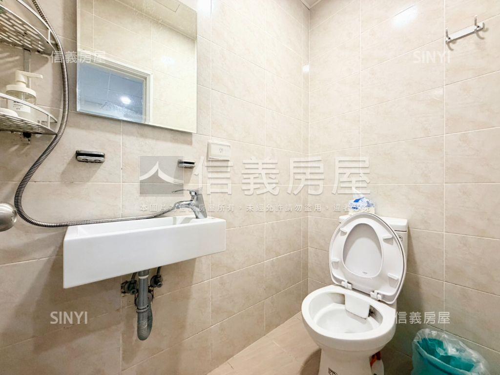 中西區｜國華商圈美裝透天房屋室內格局與周邊環境