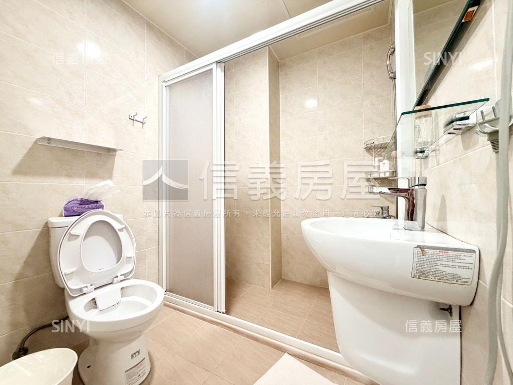 中西區｜國華商圈美裝透天房屋室內格局與周邊環境
