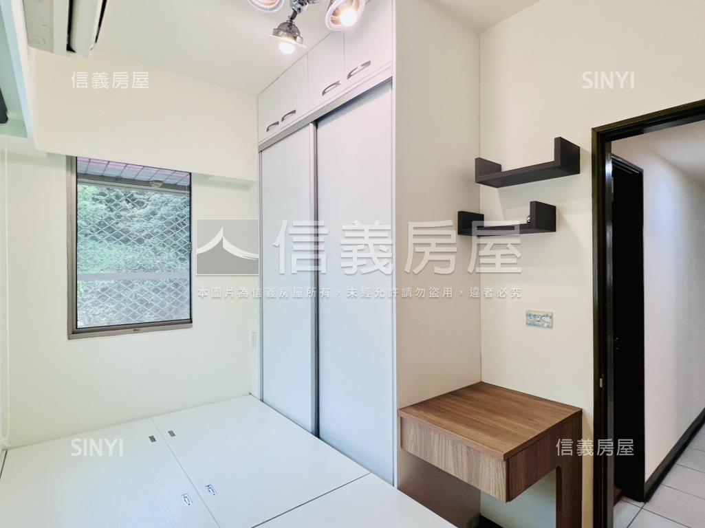 三面採光電梯三房車位房屋室內格局與周邊環境