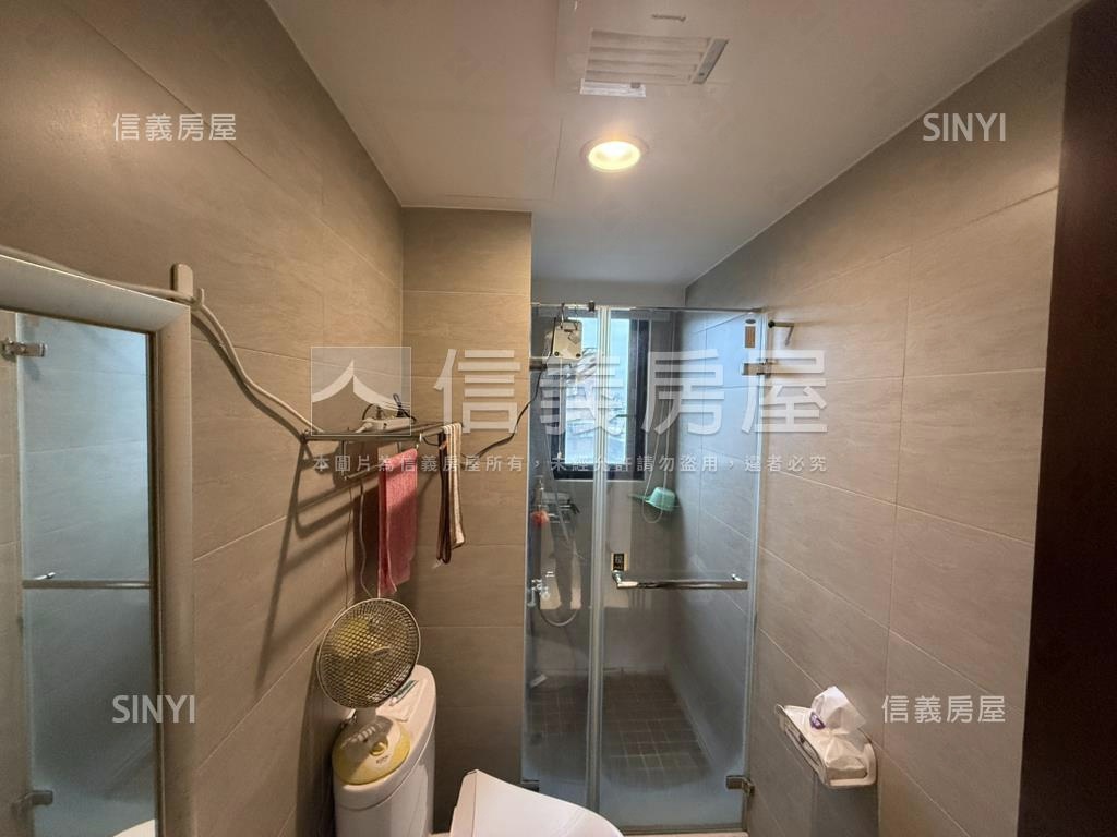 躍龍門．精緻兩房房屋室內格局與周邊環境