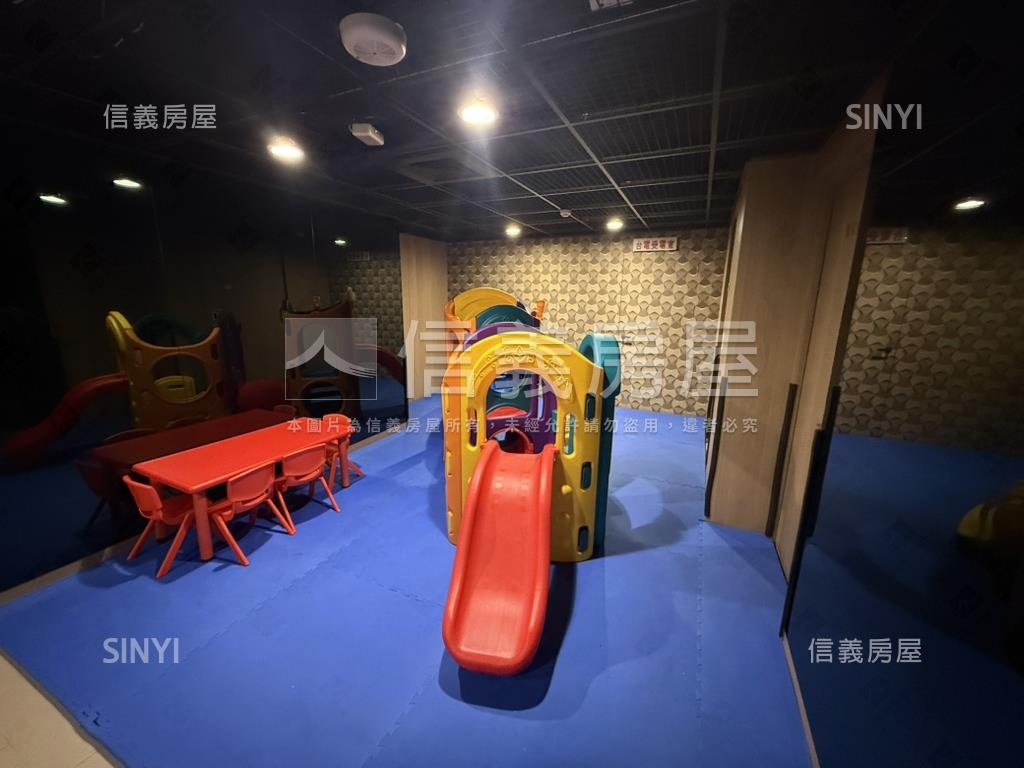 躍龍門．精緻兩房房屋室內格局與周邊環境