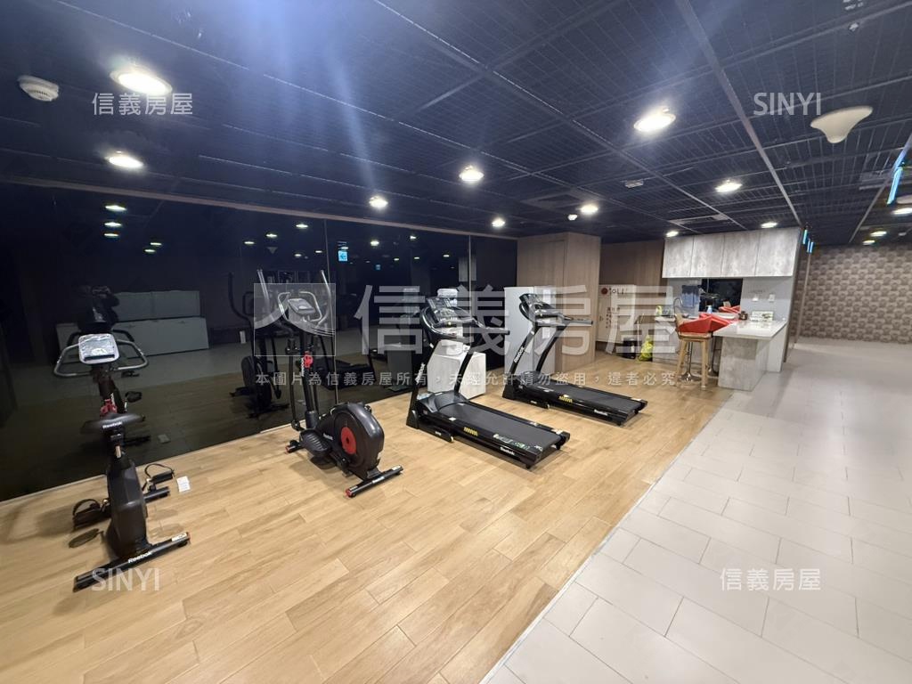 躍龍門．精緻兩房房屋室內格局與周邊環境