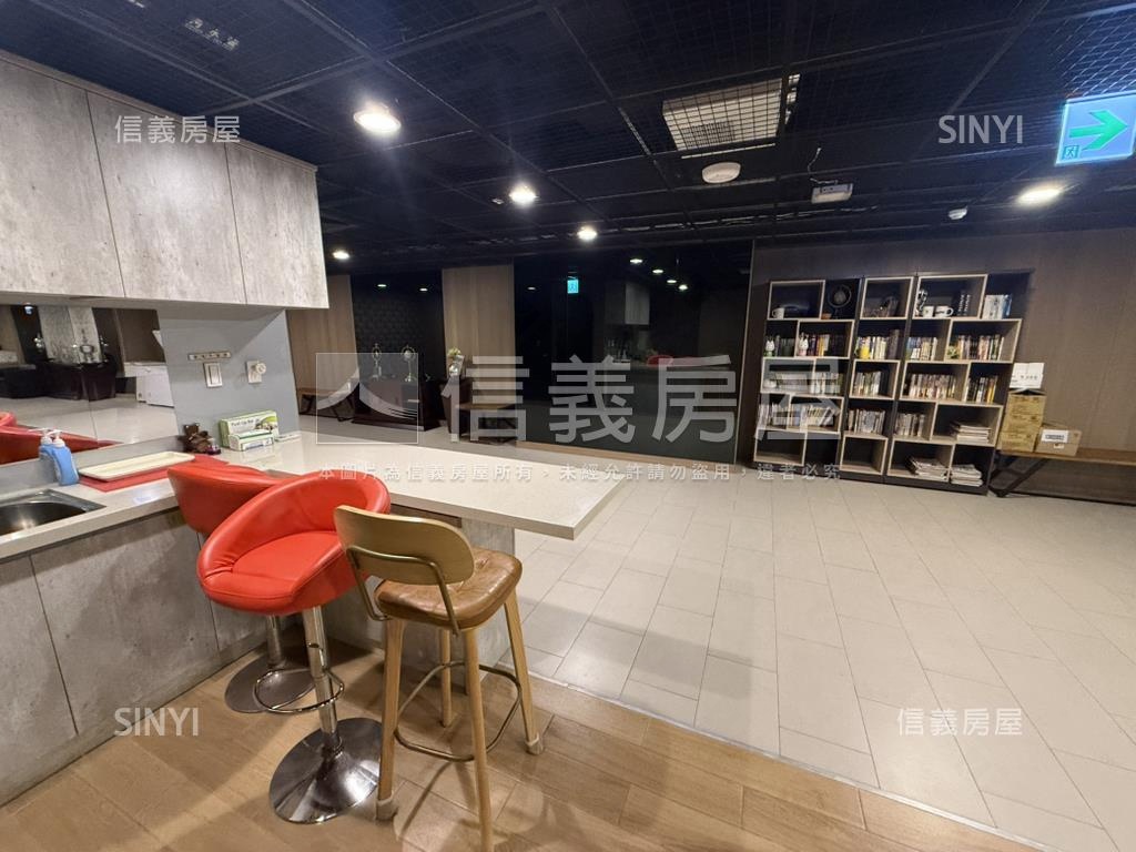 躍龍門．精緻兩房房屋室內格局與周邊環境