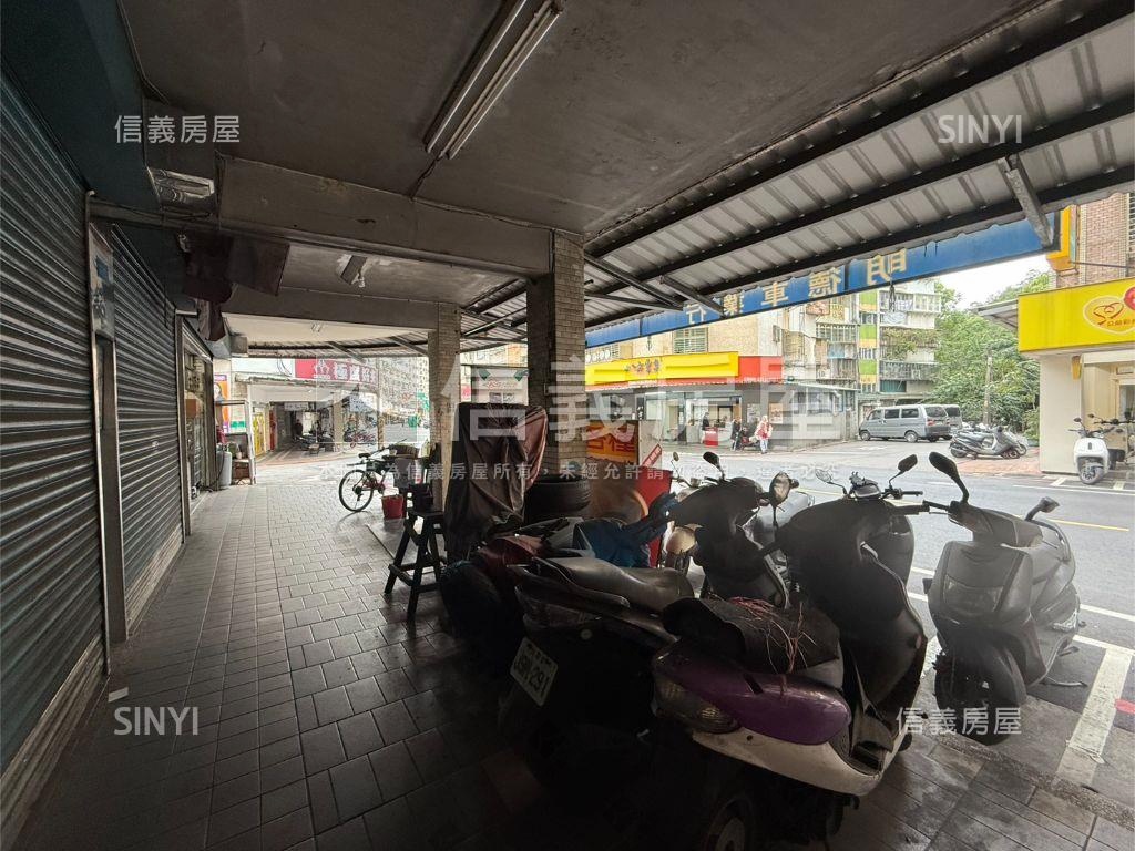 安民稀有邊間收租金店面房屋室內格局與周邊環境