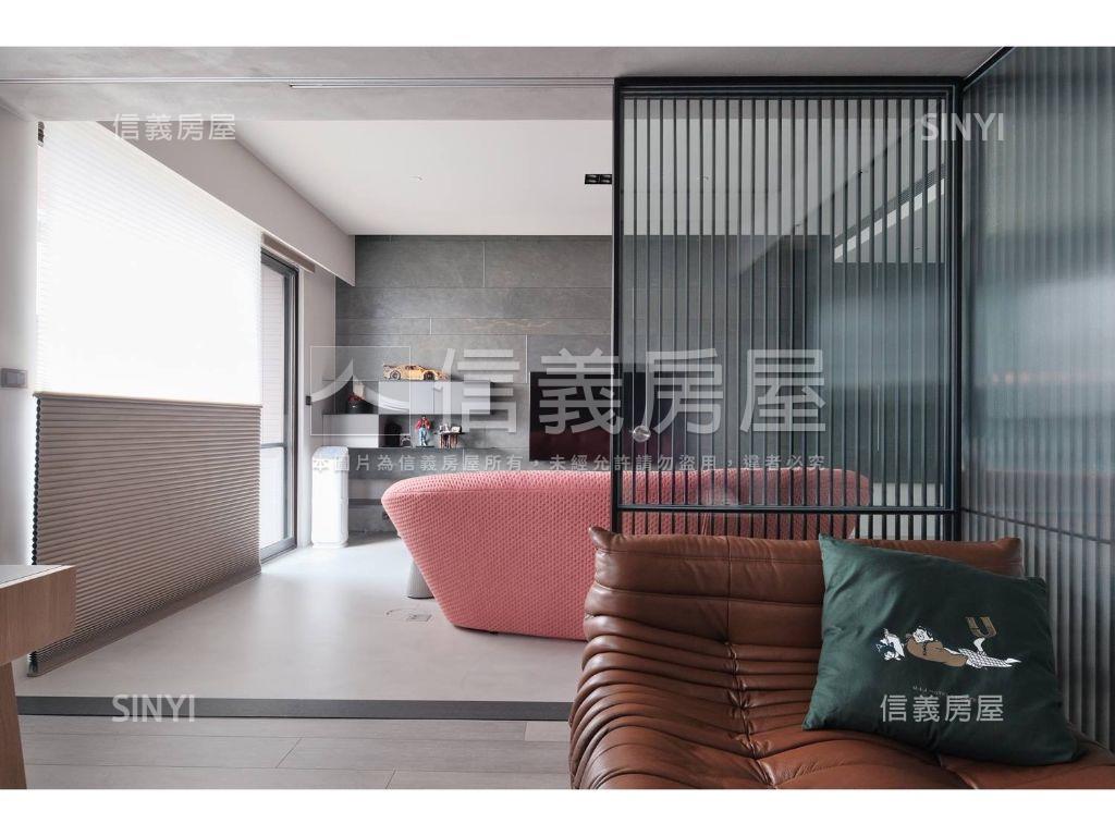 鄉林高樓時尚車位房屋室內格局與周邊環境