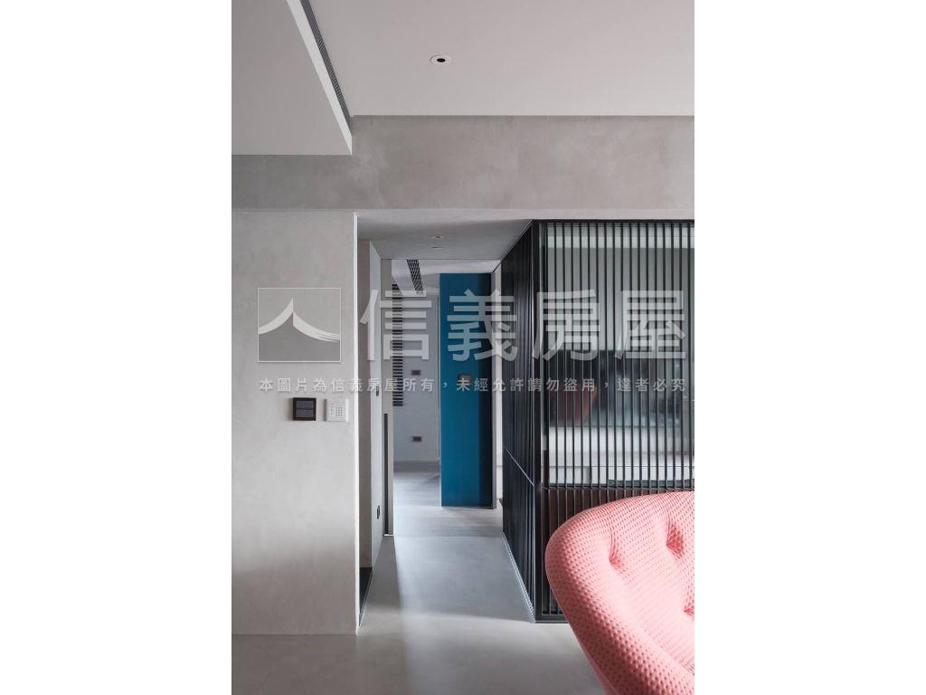 鄉林高樓時尚車位房屋室內格局與周邊環境