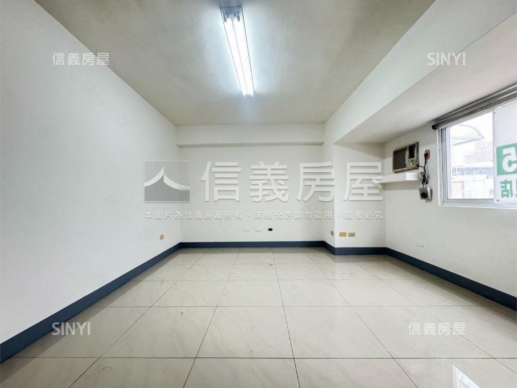 巨蛋商圈高樓採光四房房屋室內格局與周邊環境