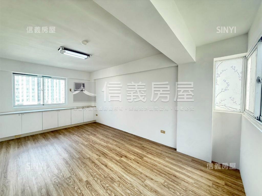 巨蛋商圈高樓採光四房房屋室內格局與周邊環境