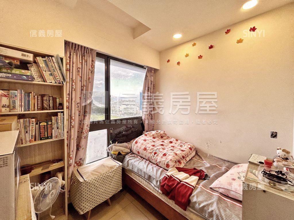 近國民運動中心｜採光三房房屋室內格局與周邊環境