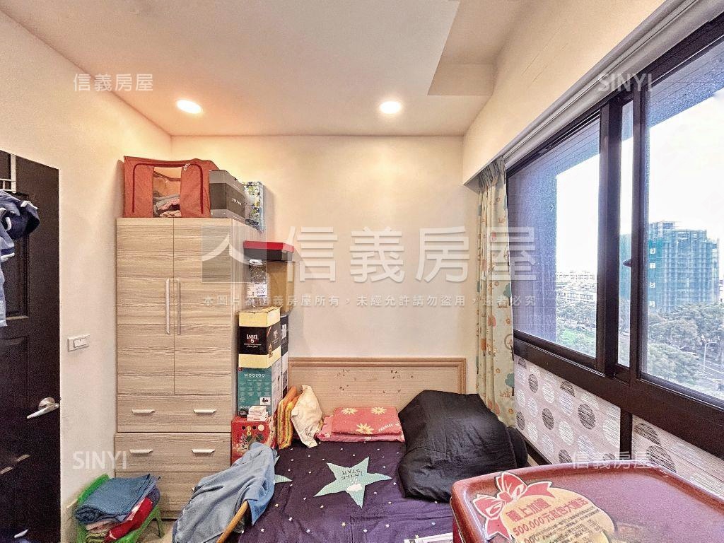 近國民運動中心｜採光三房房屋室內格局與周邊環境