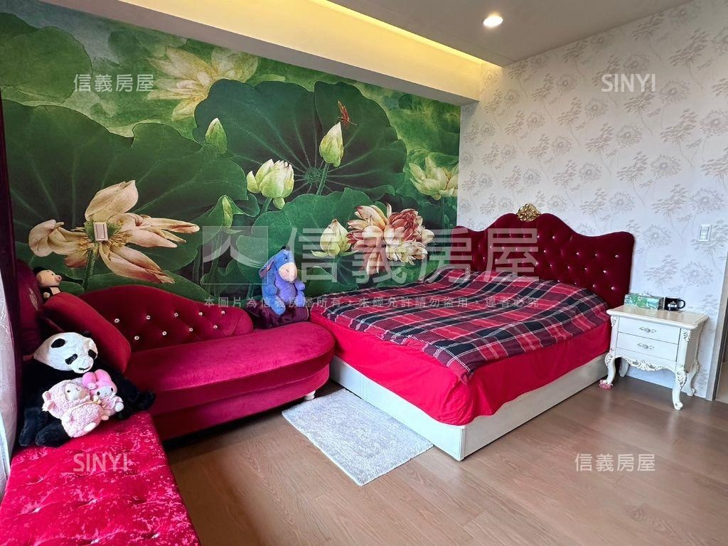閱上景高樓層看山巒豪景房屋室內格局與周邊環境