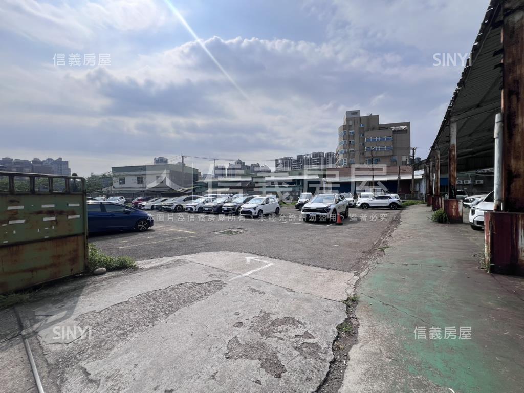 莊敬路一段工業用地房屋室內格局與周邊環境