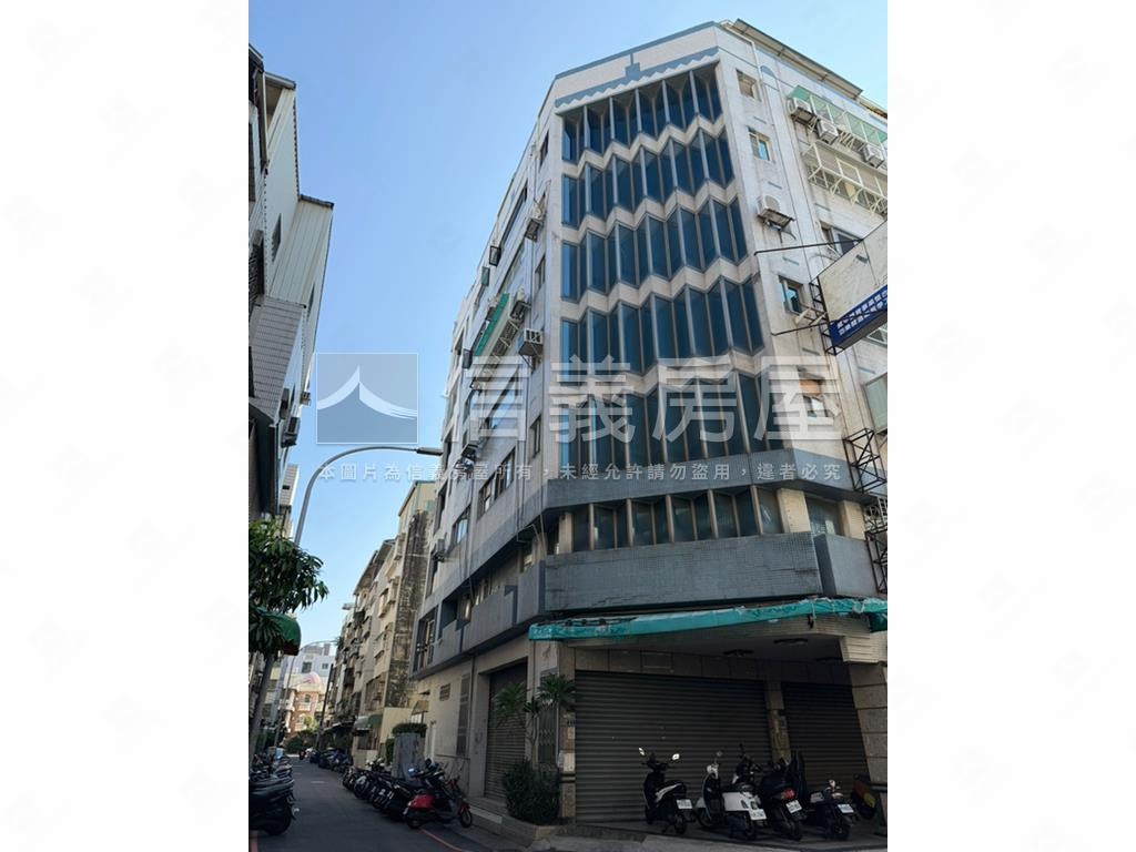 北平商圈採光美三房車位房屋室內格局與周邊環境