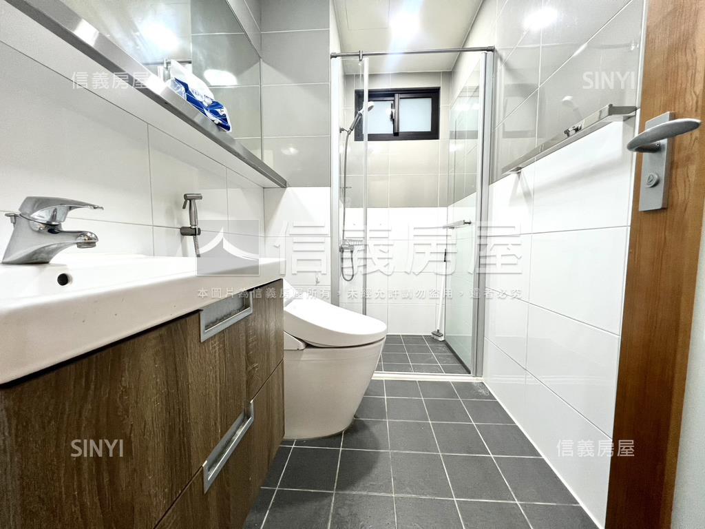 東橋永龍三房車位房屋室內格局與周邊環境