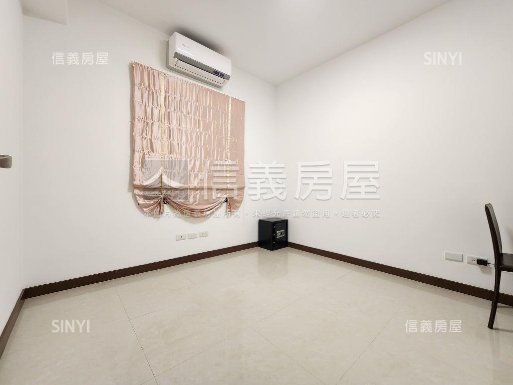 巴黎藝術精美四房車位房屋室內格局與周邊環境