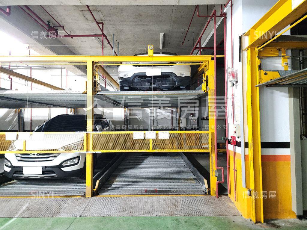 巴黎藝術精美四房車位房屋室內格局與周邊環境