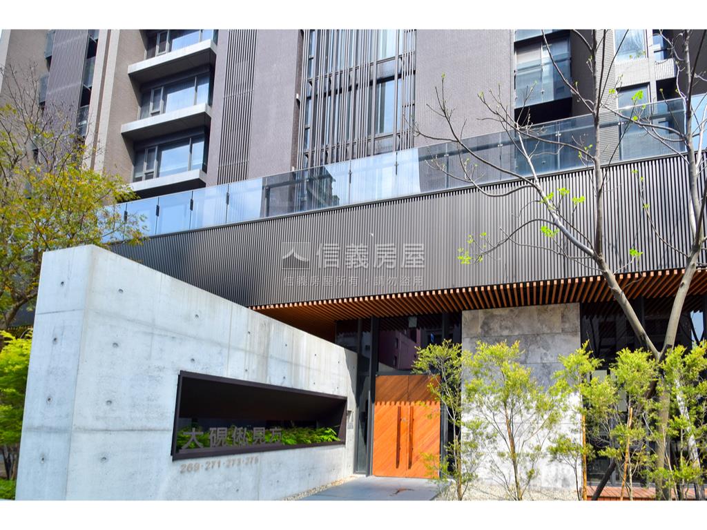 高鐵大硯俬見方邊間大三房房屋室內格局與周邊環境