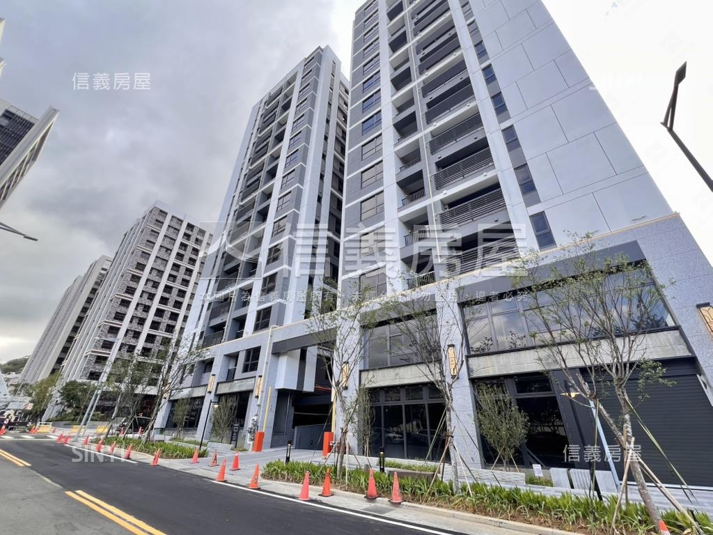 富廣和合Ｅ５高樓雙車位房屋室內格局與周邊環境