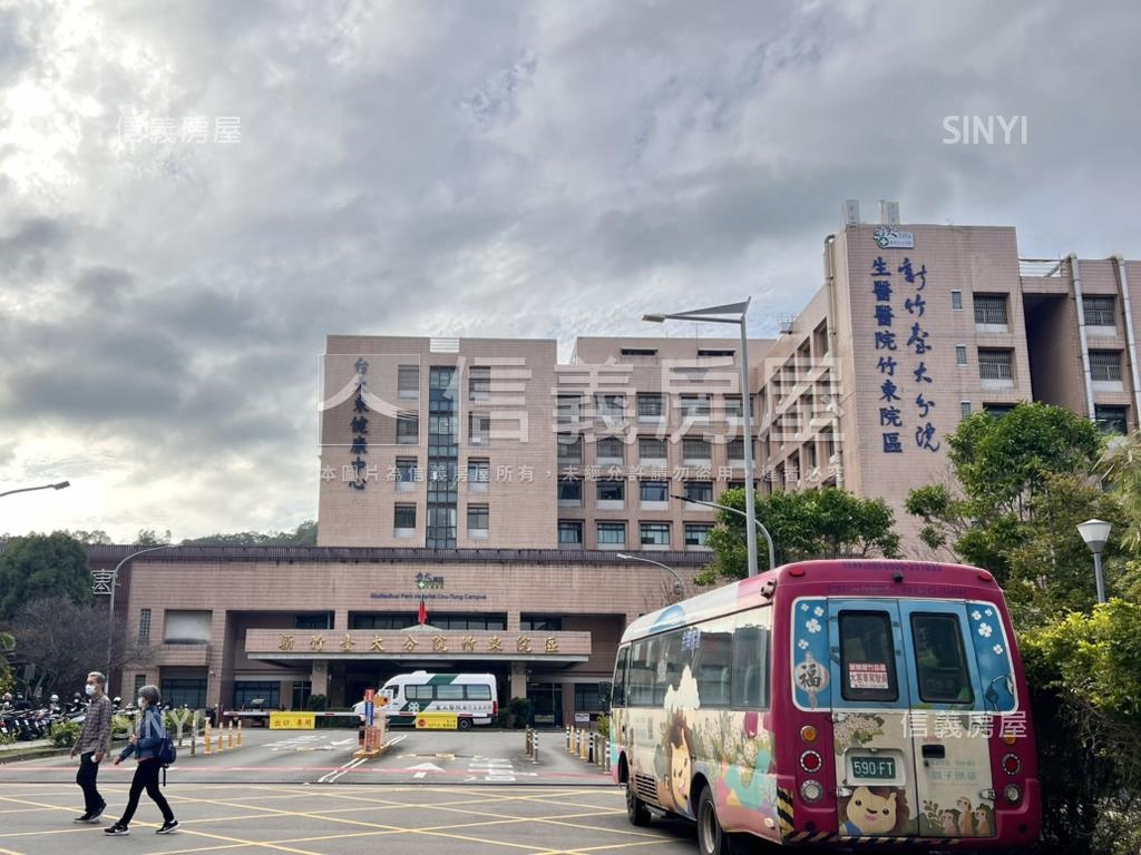 富廣和合Ｅ５高樓雙車位房屋室內格局與周邊環境