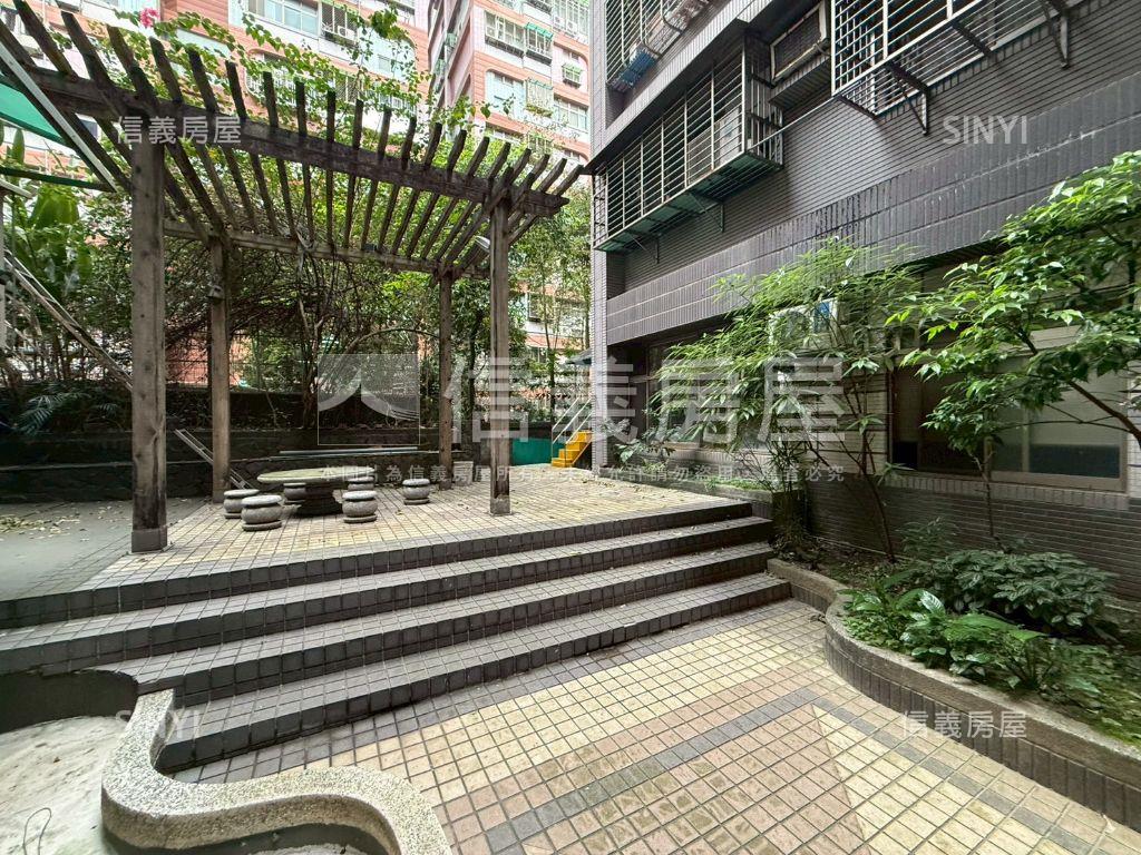 稀有釋出市民大第４房房屋室內格局與周邊環境