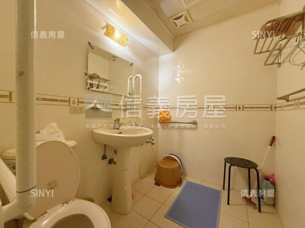 中教大旁美三房電梯有更新房屋室內格局與周邊環境