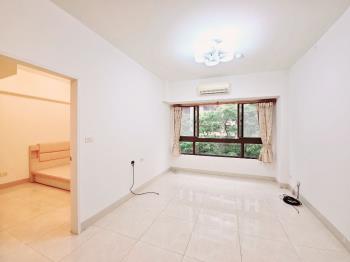 近家樂福兩房平面車位