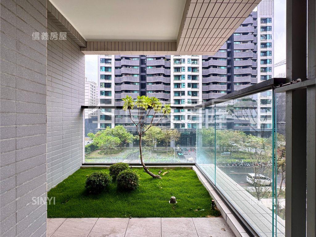 三發首席大院兩房平車房屋室內格局與周邊環境