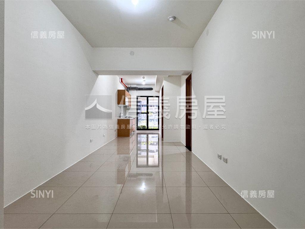 三發首席大院兩房平車房屋室內格局與周邊環境