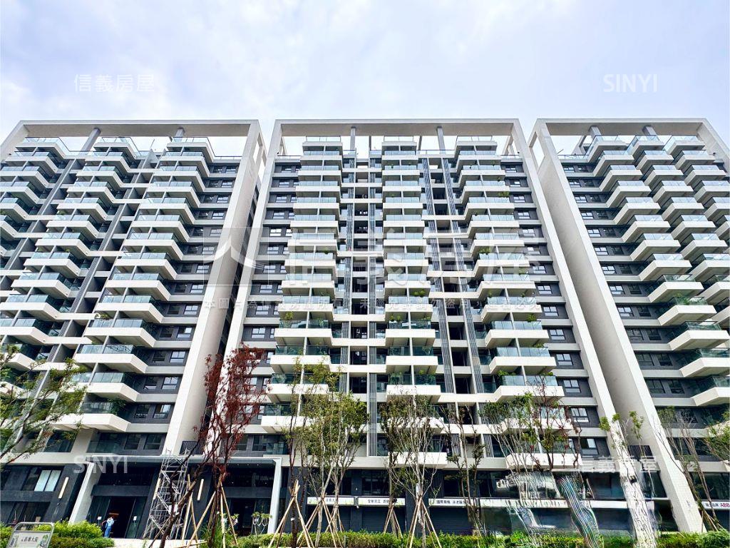 三發首席大院兩房平車房屋室內格局與周邊環境