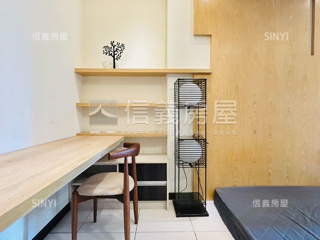 新市。收租首選無印風雙套房屋室內格局與周邊環境