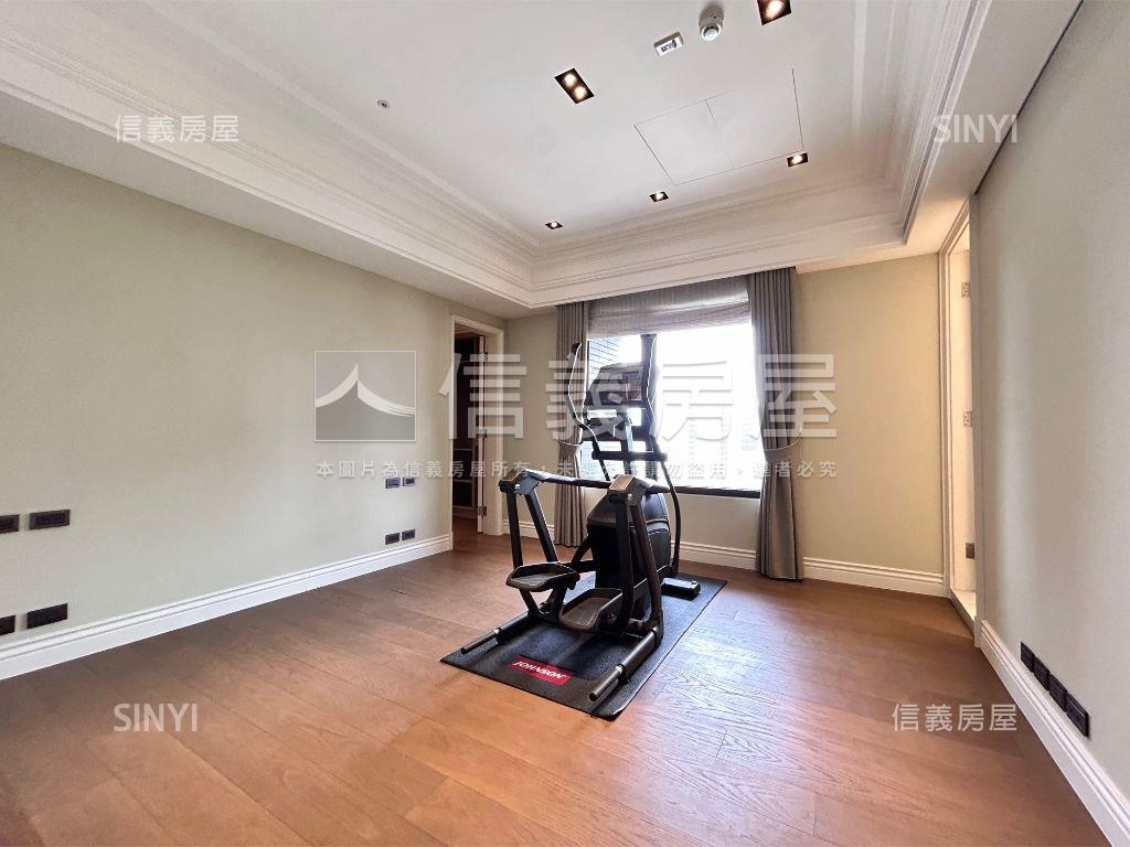 都峰苑美式豪邸房屋室內格局與周邊環境