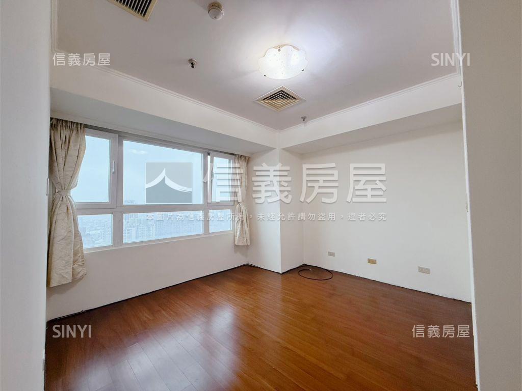 東帝市高樓景觀三房房屋室內格局與周邊環境