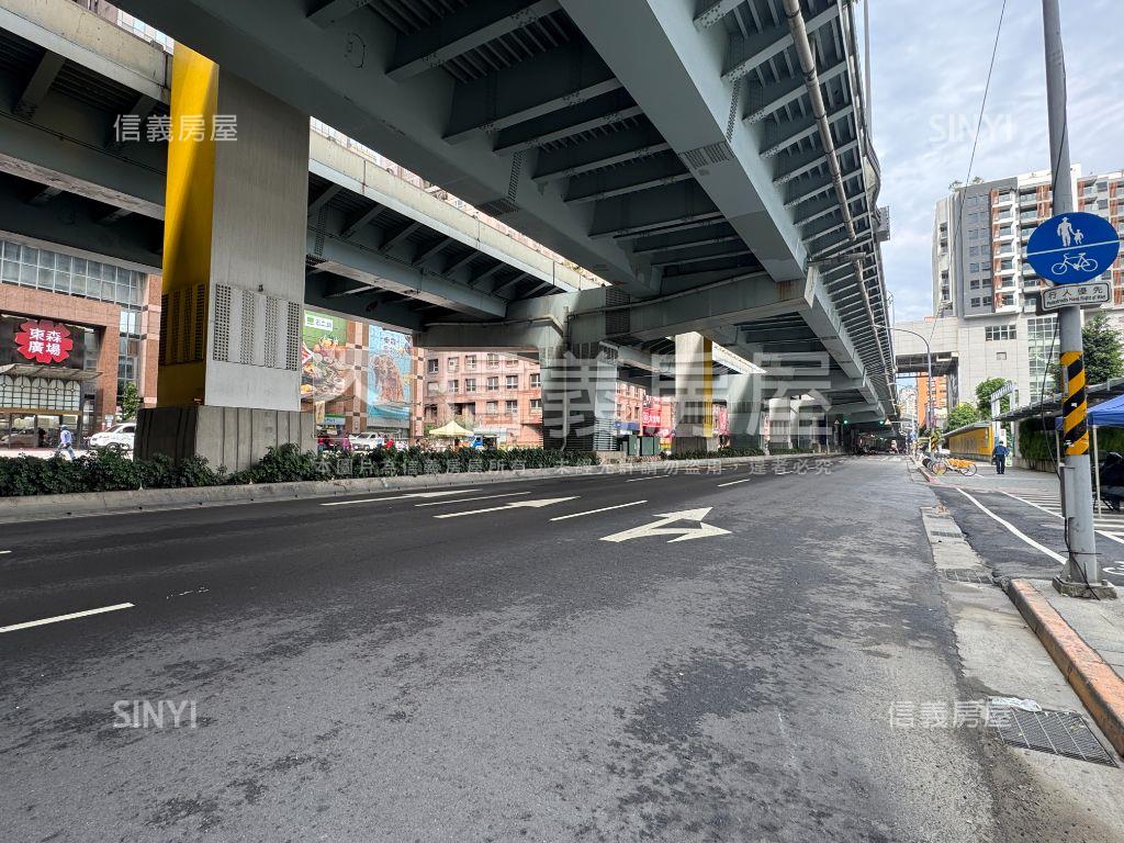 東帝市高樓景觀三房房屋室內格局與周邊環境