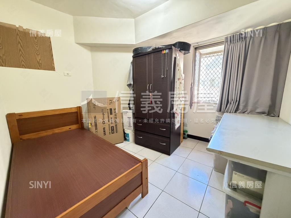 採光好俗電梯３＋１華廈房屋室內格局與周邊環境