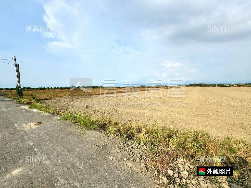胡厝寮段千坪開心農地Ｂ房屋室內格局與周邊環境