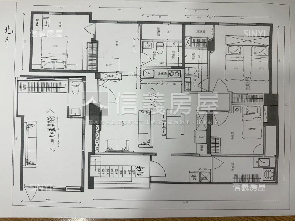 雙捷運頂樓花園附車位房屋室內格局與周邊環境