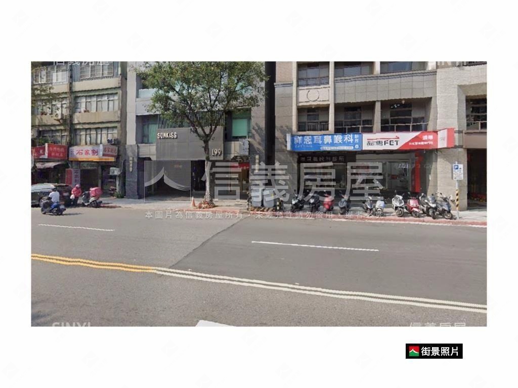 稀有民生西路休旅車位房屋室內格局與周邊環境