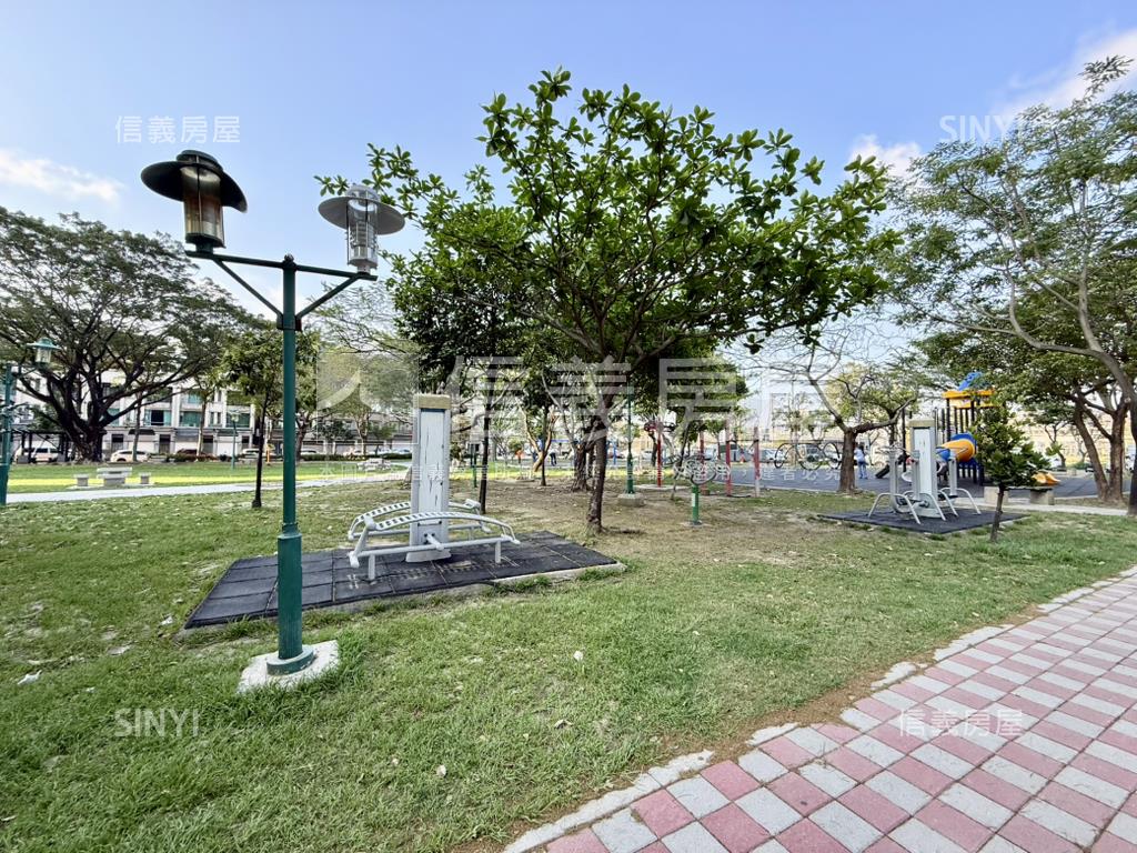 鑑賞文元及第黃金核心店面房屋室內格局與周邊環境