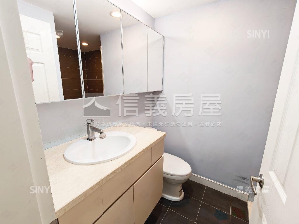 店長推薦雙城街一樓空間大房屋室內格局與周邊環境