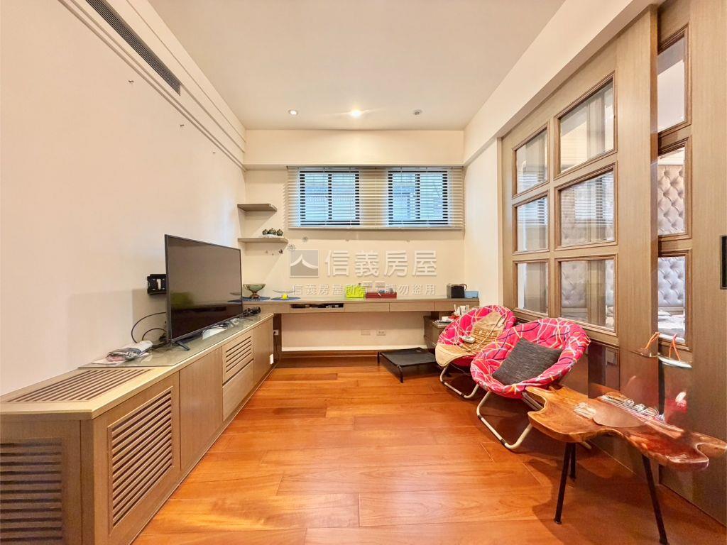 ＊美麗華城典雅美墅房屋室內格局與周邊環境