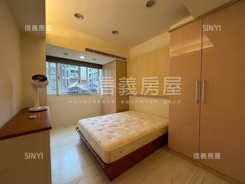 精選港華街２樓房屋室內格局與周邊環境