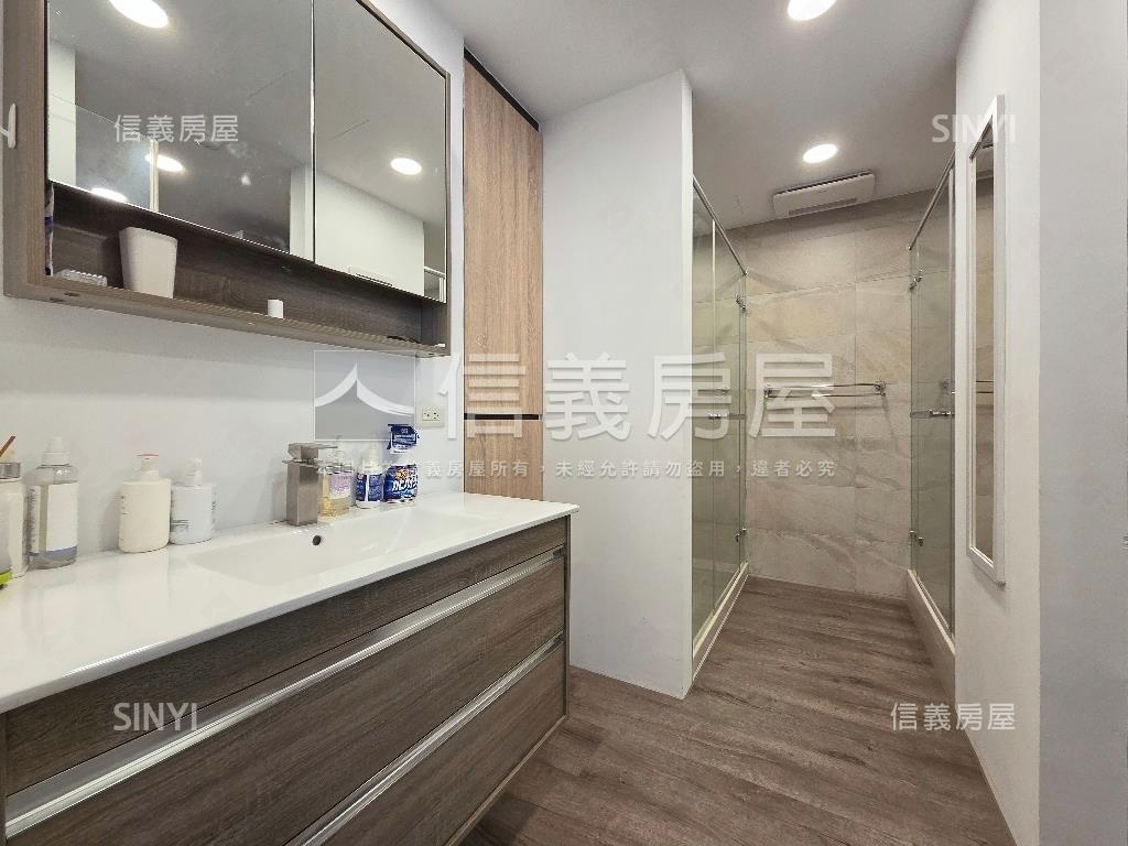 高樓景觀４房溫馨美裝潢房屋室內格局與周邊環境