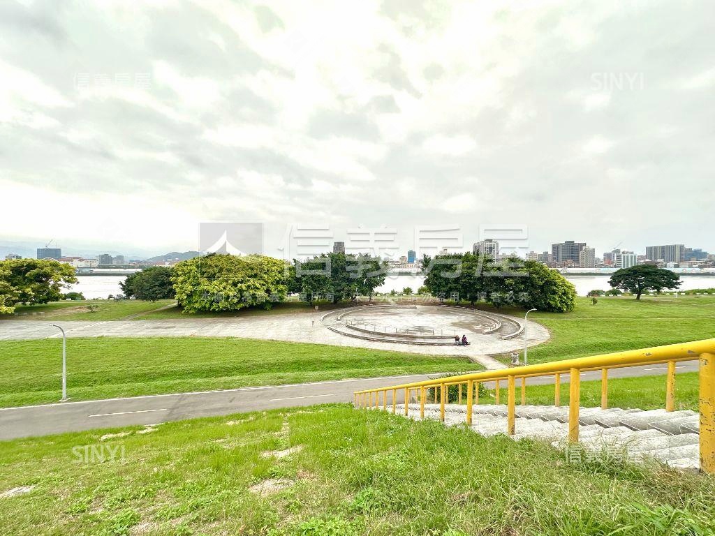 稀有！河邊北街散步在河畔房屋室內格局與周邊環境