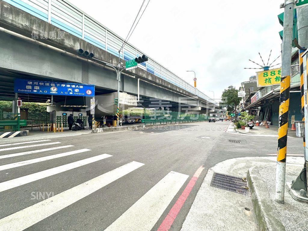 稀有！河邊北街散步在河畔房屋室內格局與周邊環境
