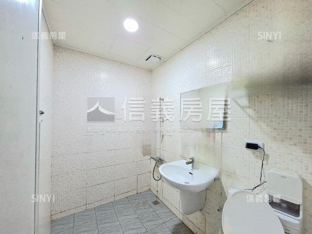 賴厝學區！Ｉ世代２房平車房屋室內格局與周邊環境